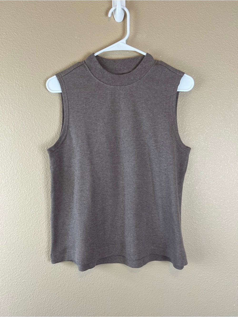 Pact Airplane Mock Neck Shell - Picture 3 of 8
